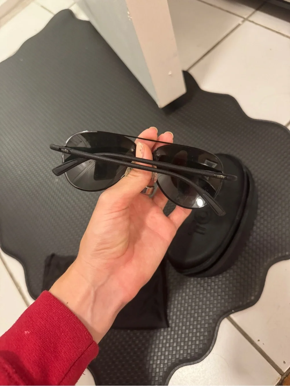 Classic Aviator Sunglasses - Black
